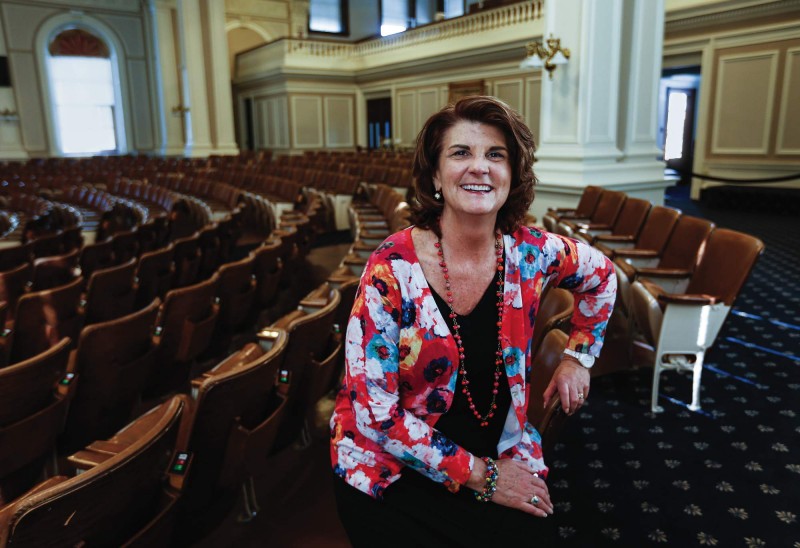 Cathy Provencher, University System of New Hampshire vice chancellor for financial affairs and treasurer and 2006 Caroline Gross Fellow. Photo by Cheryl Senter.