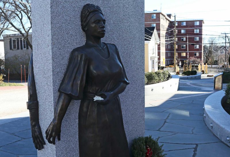 African Burial Grounds Monument (Photo by Cheryl Senter)