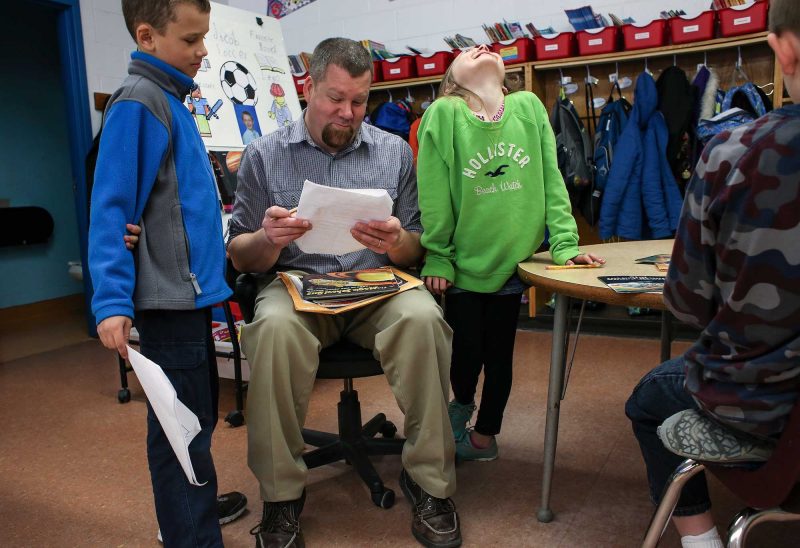 Thom Smith, Kearsarge Regional Elementary School teacher, 2016 Christa McAuliffe Sabbatical recipient. (Photo by Cheryl Senter.)